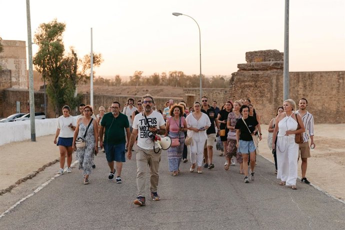 El festival Sagunt a Escena renueva su oferta de teatro accesible e involucra al vecindario