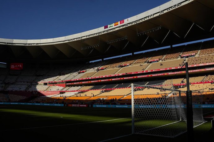 Archivo - General view before the spanish cup, Copa del Rey, Final football match played between FC Barcelona and Real Madrid at La Cartuja Stadium on April 26, 2025 in Sevilla, Spain.