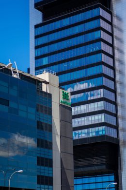 Fachada de la sede de Aresbank.