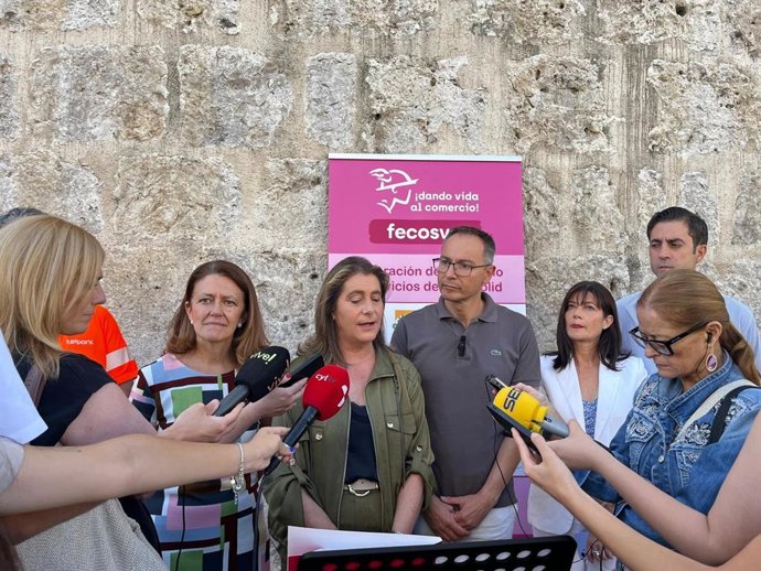 Fecosva y Telpark cierran un acuerdo para poder aparcar media hora gratis en el centro de Valladolid durante las rebajas.