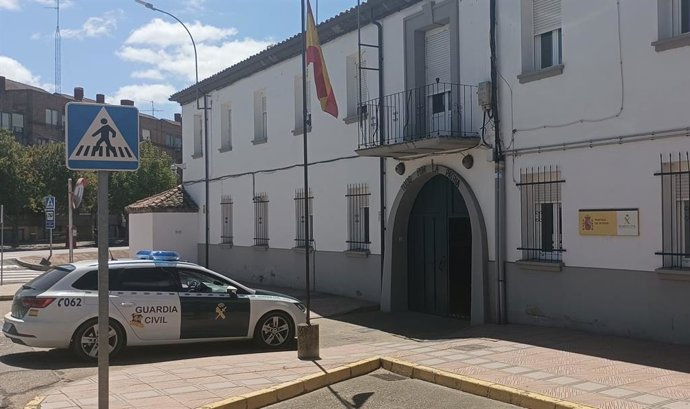 Puesto de la Guardia Civil en Valencia de Don Juan (León).