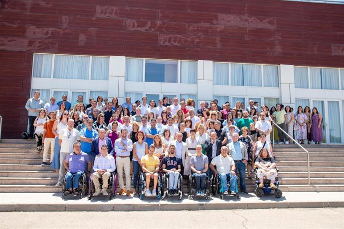 La Asociación de Personas con Discapacidad de Albacete (Amiab) clausura su Asamblea General en el Hotel Palacio de la ciudad.