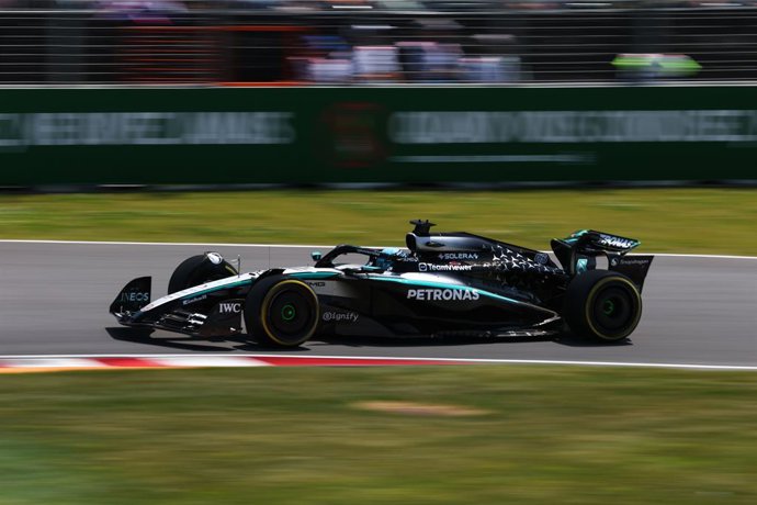 63 RUSSELL George (gbr), Mercedes AMG F1 Team W16, action during the Formula 1 Pirelli Grand Prix du Canada 2025, 10th round of the 2025 FIA Formula One World Championship from June 14 to 16, 2025 on the Circuit Gilles Villeneuve, in Montréal, Canada - Ph