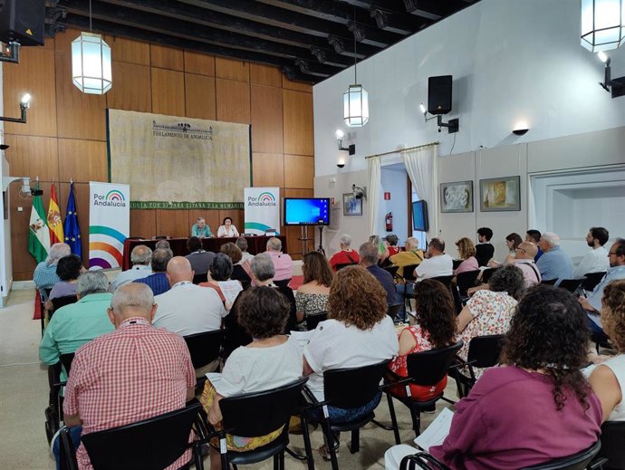 Jornada de memoria democrática organizada por el grupo Por Andalucía en el Parlamento andaluz.