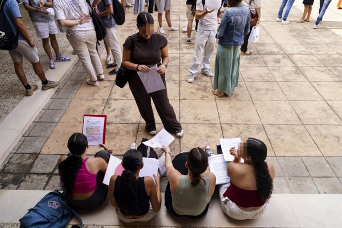 Imagen de archivo de la Prueba de Acceso a la Universidad en Málaga.