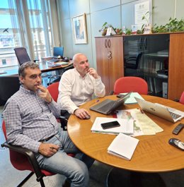 Los directores generales de Planificación Agraria, Marcos da Rocha, y de Gestión Forestal, Javier Vigil,  durante la Comisión Sectorial de Medio Ambiente, organizada por el Ministerio para la Transición.