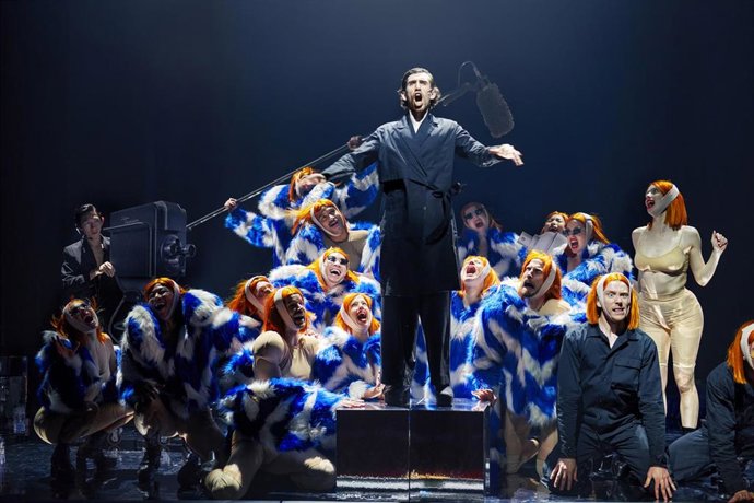 Archivo - Escena de 'Hammer', del compositor sueco Alexander Ekman.