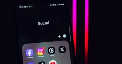 SocialMedia