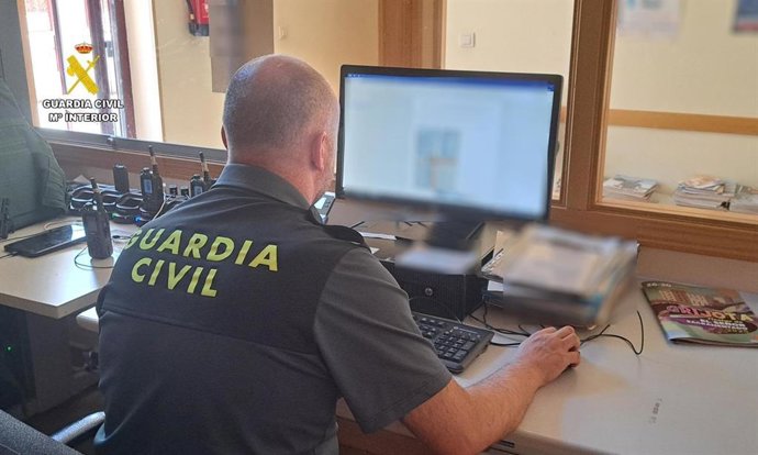 Un agente de la Guardia Civil.