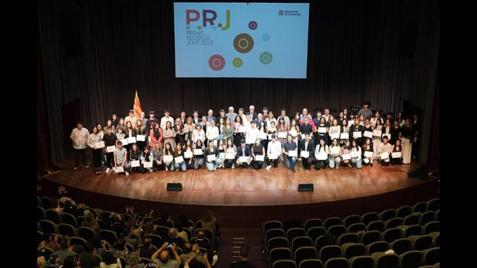 Joves de l'edició 2023 del premi