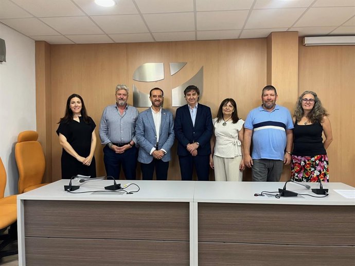 Imagen del acto de la firma del acuerdo