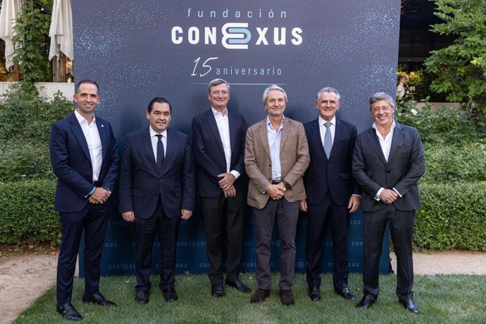 El Rey Felipe VI, premio Conexus valenciano del año