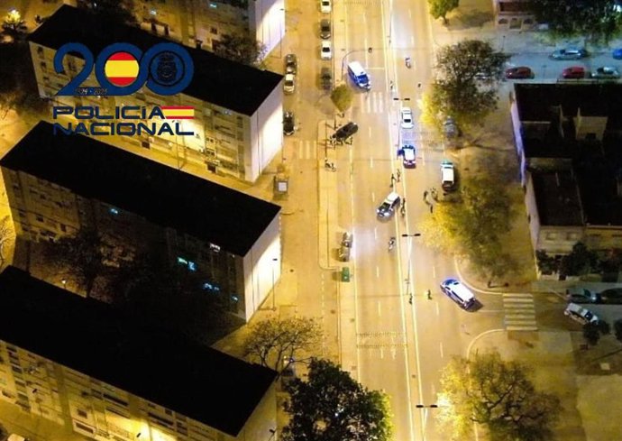 Archivo - Imagen a vista de dron del dispotivo de la Policía Nacional contra las carreras ilegales de motos en la zona sur de Jerez de la Frontera (Cádiz). ARCHIVO.