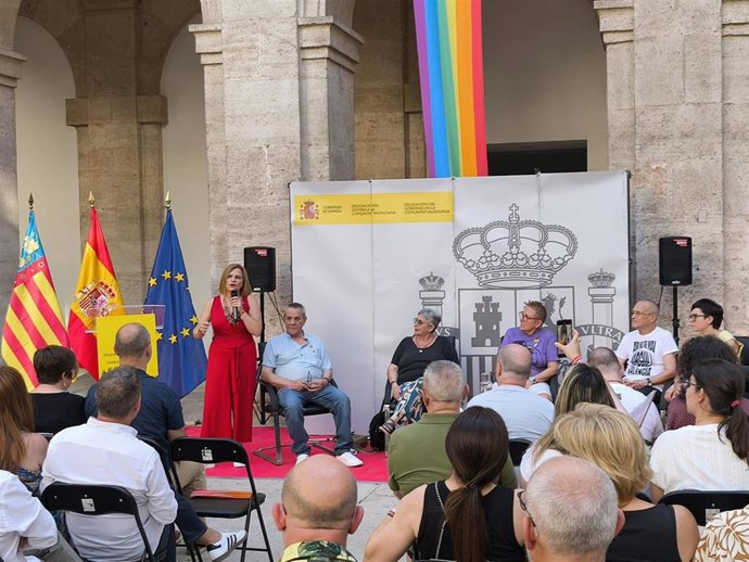 Conversatorio 50 años de democracia para las personas LGTBI