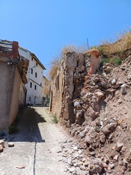 Corte De La Calle La Virgen