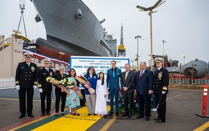 Archivo - Botadura del 'USNS Harvey Milk' en San Diego