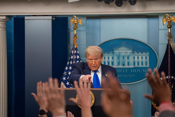 27 June 2025, US, Washington: US President Donald Trump speaks during a briefing in the White House Press Gallery to discuss the Supreme Court's ruling on nationwide injunctions. Photo: Andrew Leyden/ZUMA Press Wire/dpa