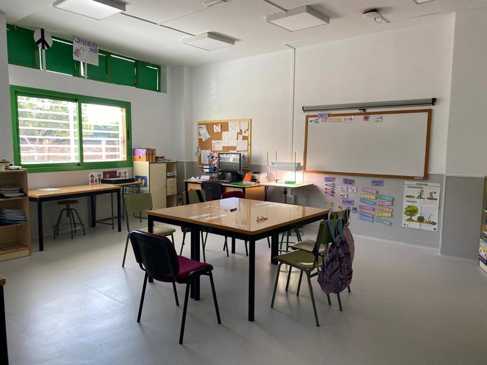 Archivo - Un aula escolar en un colegio.