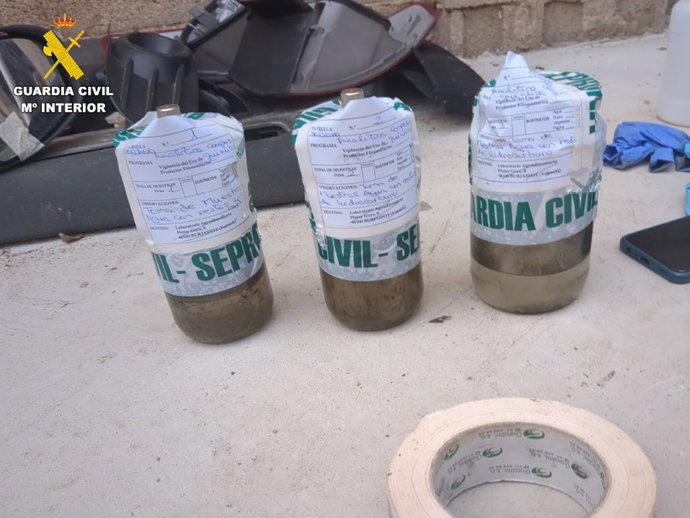 La Guardia Civil propone para sanción a un hombre por desarrollar tres negocios sin licencia en Guadassuar (Valencia)