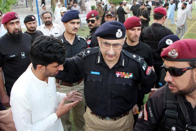 Archivo - Funerales por militares paquistaníes muertos en un atentado del TTP (imagen de archivo) 