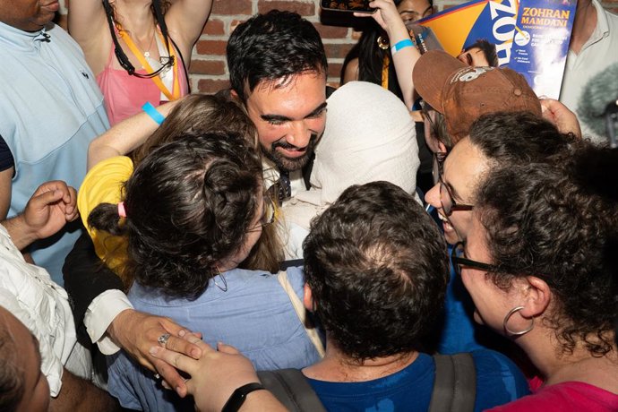 June 25, 2025, New York, Ny, United States: Zohran Mamdani embraces supporters during the â€?Zohran For NYC Election Night Partyâ€ in New York City. Democratic nominee Zohran Mamdani and his supporters gathered for a â€?Zohran For NYC Election Night Party