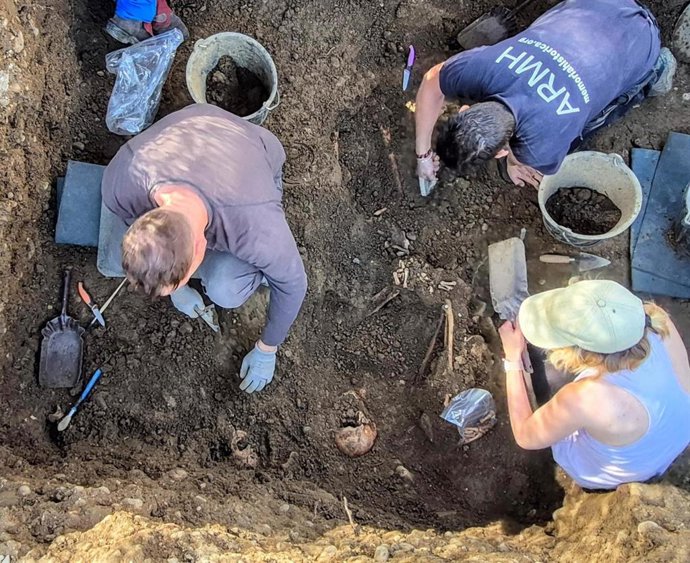 Asociación para la Recuperación de la Memoria Histórica finaliza la exhumación de cuatro personas