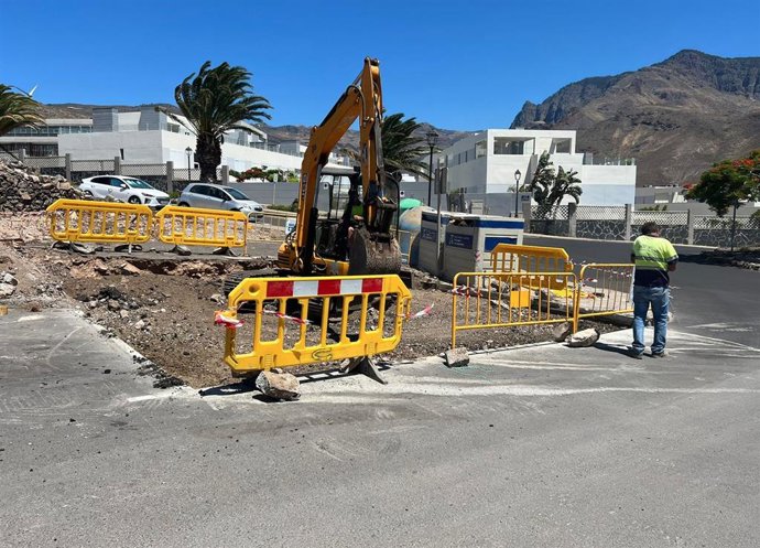 Agaete (Gran Canaria) apuesta por minimizar el impacto de los contenedores en el paisaje del municipio