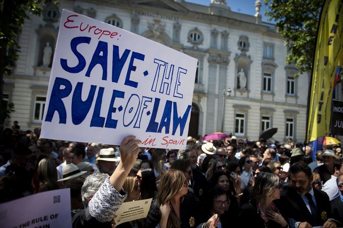 Concentració de jutges i fiscals davant del Tribunal Suprem a Madrid 