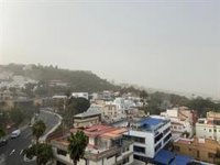 El calor y la entrada de calima ligera protagonizarán la jornada de este domingo en Canarias