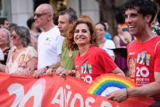 La secretaria general del PSOE-A, María Jesús Montero, durante la manifestación del Orgullo.
