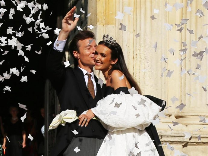 Lorenzo Moinet Ybarra y Gabriela Represa: un 'Sí, quiero' de ensueño en Sevilla.
