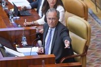 La oposición sitúa a Ossorio como el "censor" de Ayuso al tumbar sus iniciativas de "temas que molestan" a la presidenta