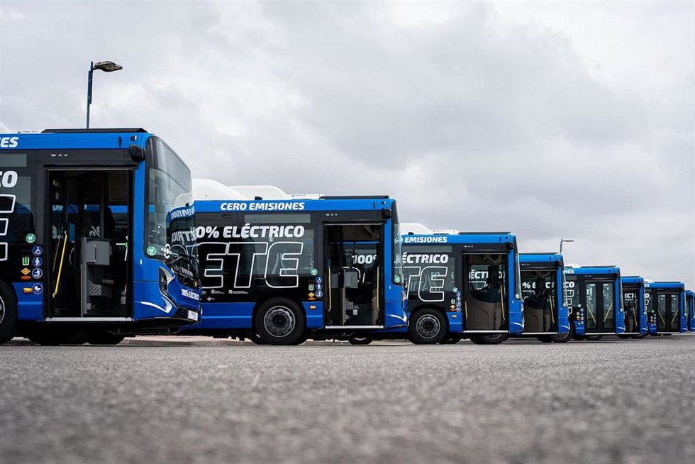 Imagen de archivo de autobuses de la EMT 