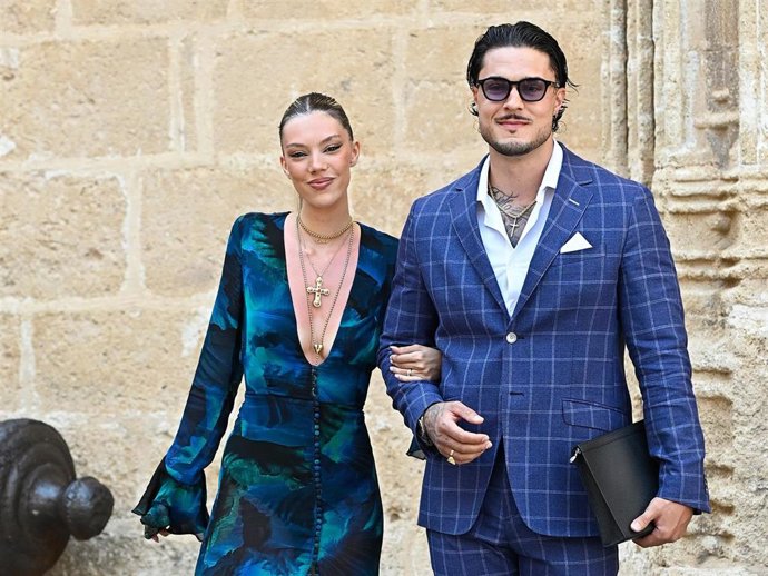 ALEJANDRA RUBIO Y CARLO COSTANZIA