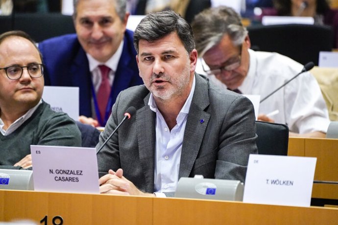 Archivo - El europarlamentario gallego y miembro de la Ejecutiva del PSdeG, Nicolás González Casares.