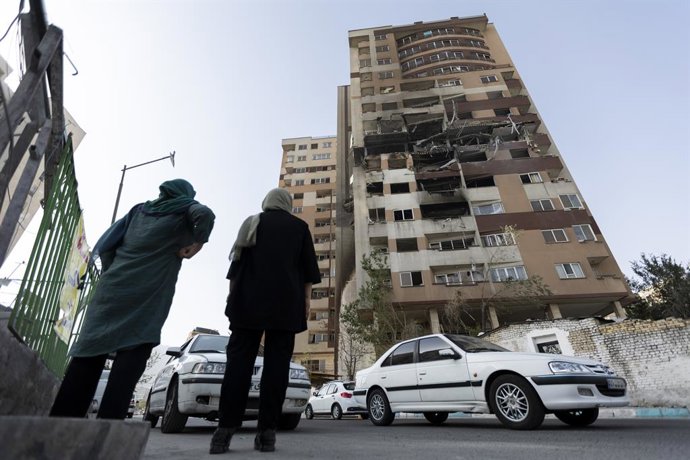 27 de junho de 2025, Teerã, Teerã, Irã: A casa residencial de um cientista nuclear iraniano morto foi destruída devido a ataques israelenses em Teerã, Irã, na sexta-feira, 27 de junho de 2025.