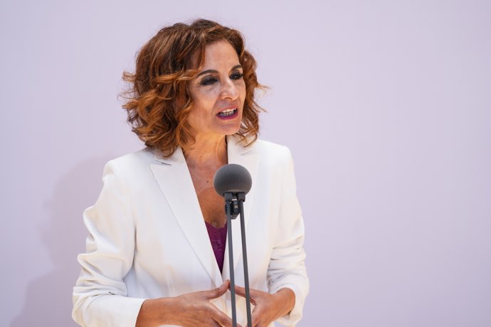 La secretaria general del PSOE-A, María Jesús Montero, en el Palacio de Congreso y Exposiciones (Fibes).