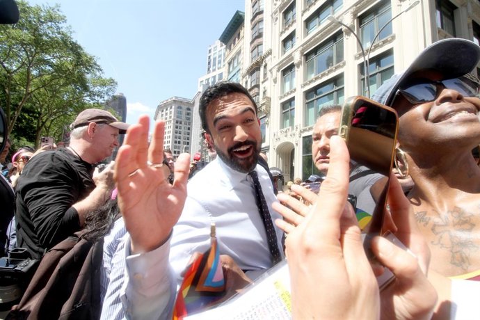 29 de junho de 2025, Manhattan, Nova York, EUA: Nova York , Nova York 28 de junho de 2025.NYC Pride Parade 2025...A icônica Pride March de Nova York, que começou como uma manifestação anual em homenagem aos motins de Stonewall de 1969, evoluiu para um pod