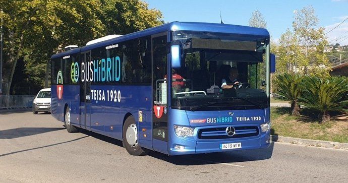 Un autobús de la compañía gerundense Teisa que realiza el recorrido entre los municipios de Girona y Amer