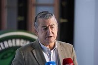 Sanz incide en pedir a Montero "explicaciones" de la relación con la corrupción de quienes fueron sus "manos derechas"