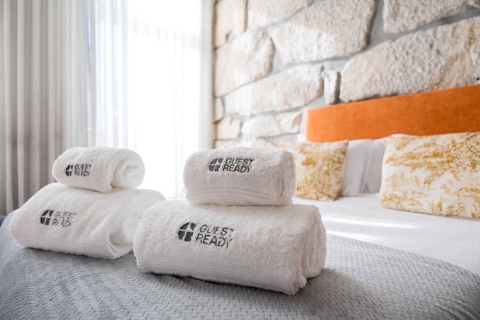 GuestReady prevé facturar 2,3 millones de euros este verano en España gestionando 2.500 reservas