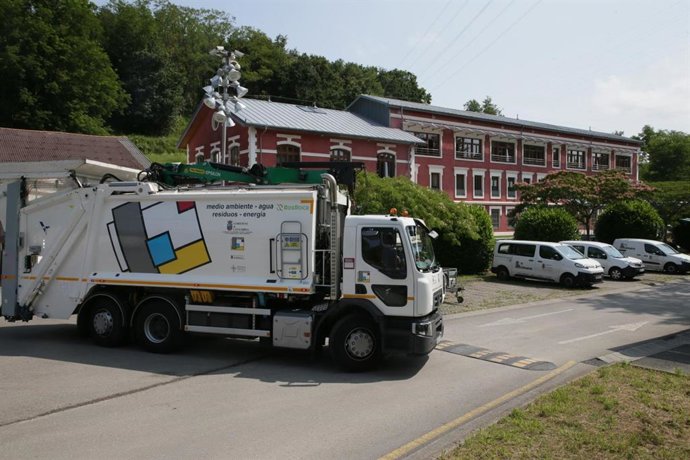 El Gobierno licita por 6,4 millones el servicio de recogida y transporte de residuos de la zona oriental