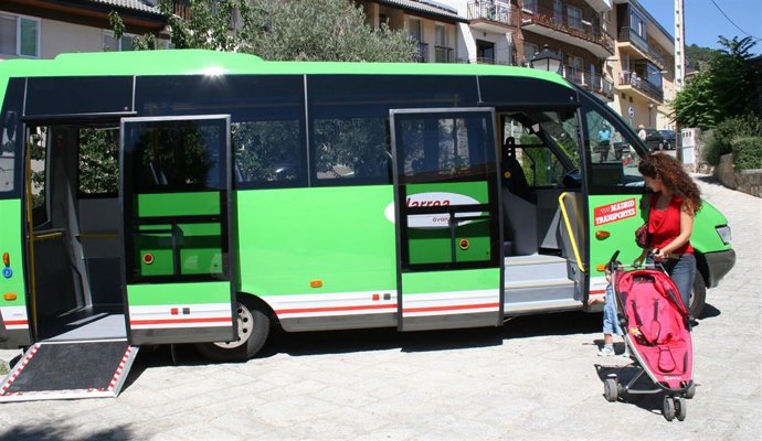 La Comunidad de Madrid lanza un proyecto piloto de transporte a demanda los fines de semana en la Sierra del Rincón