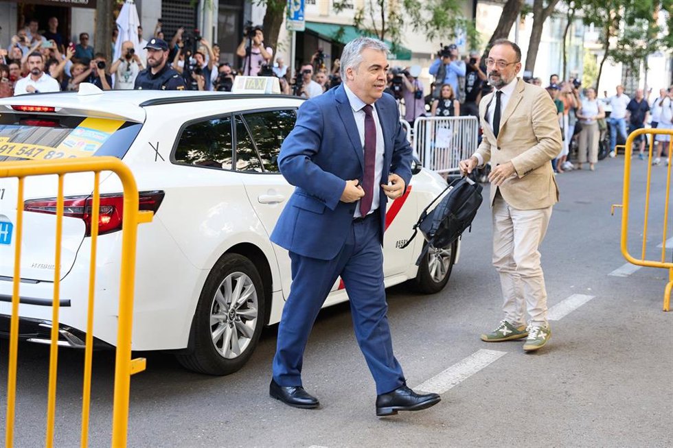 El exsecretario de Organización del PSOE Santos Cerdán a su llegada a declarar en el Tribunal Supremo.