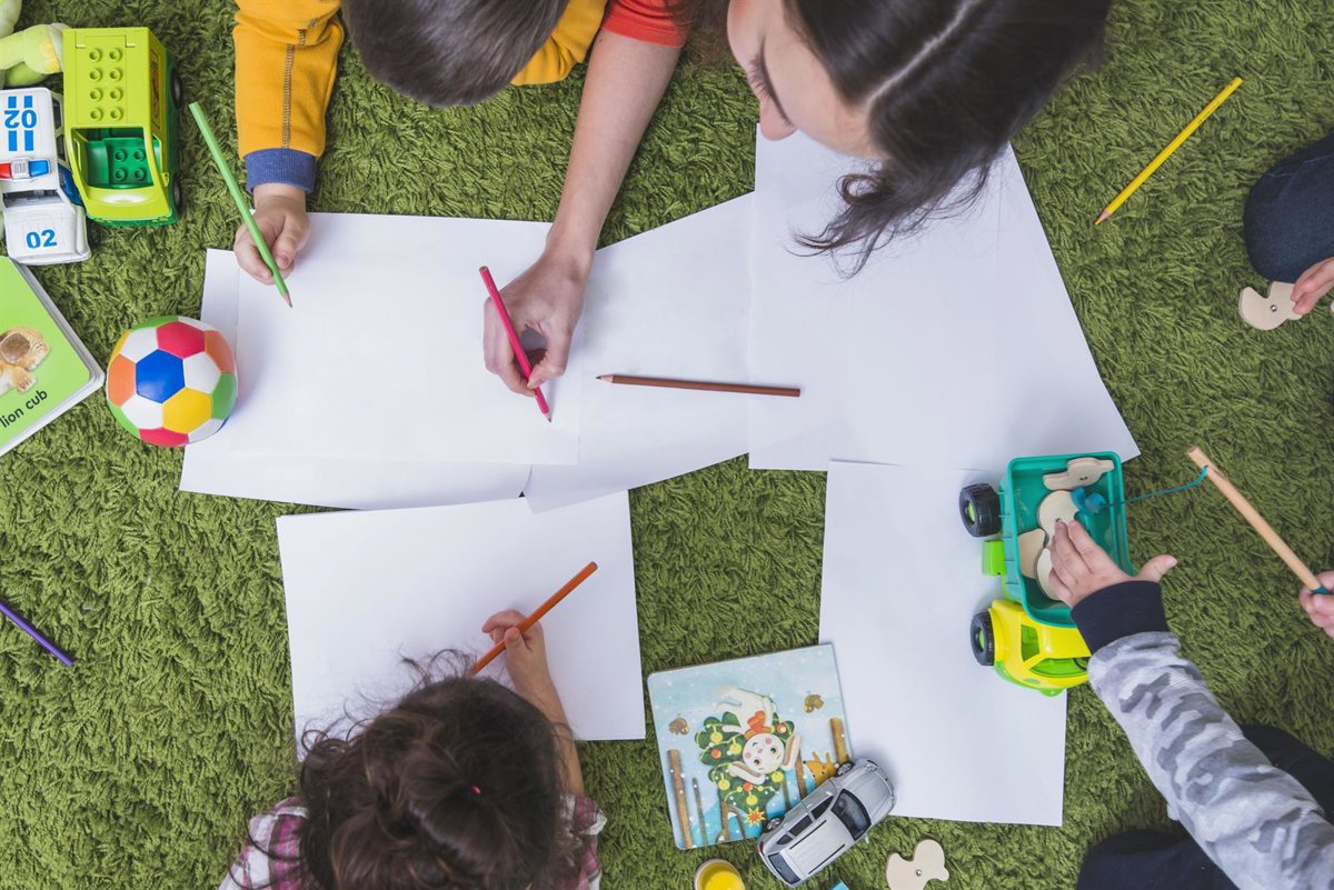 Los Espacios Educativos Saludables que arranca este martes en Extremadura atenderán a más de mil niños este verano