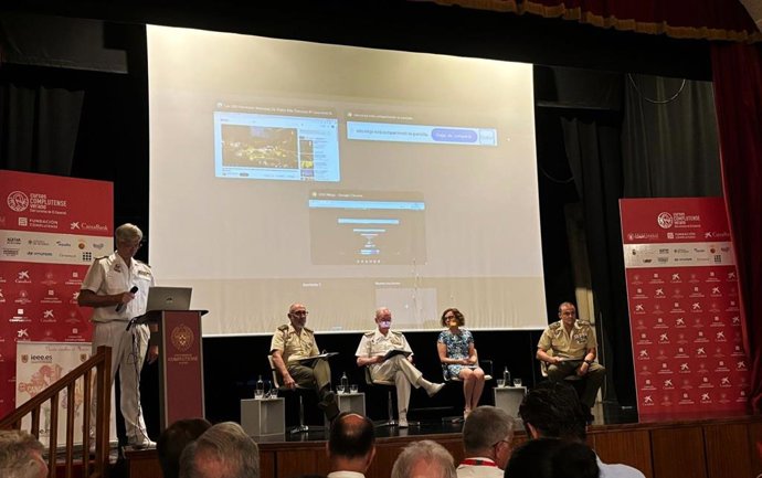 El Jefe del Estado Mayor de la Defensa (JEMAD), el almirante general Teodoro Esteban López Calderón inaugura el curso 'Tendencias geopolíticas (VI). Geopolítica del español. Repensando la Hispanidad'  en el Monasterio de San Lorenzo de El Escorial