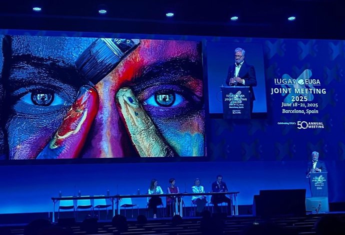 El doctor Pedro Blasco, en el congreso de Barcelona.