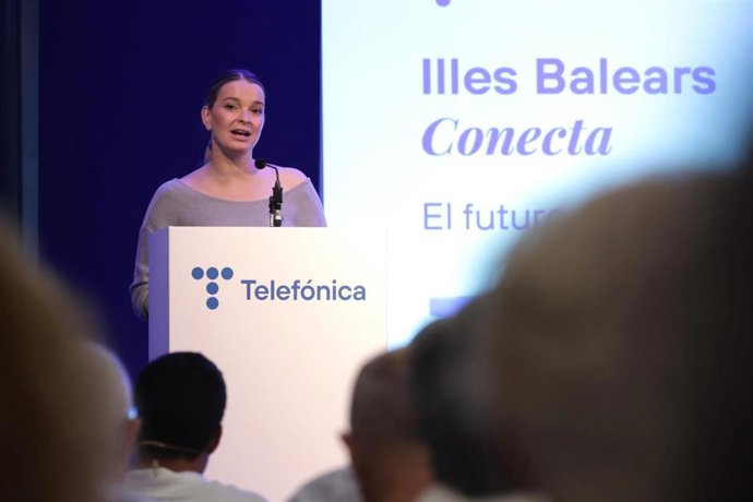 La presidenta del Govern, MargaProhens, en la inauguración de la jornada 'Illes Balears conecta: el futuro digital del turismo'