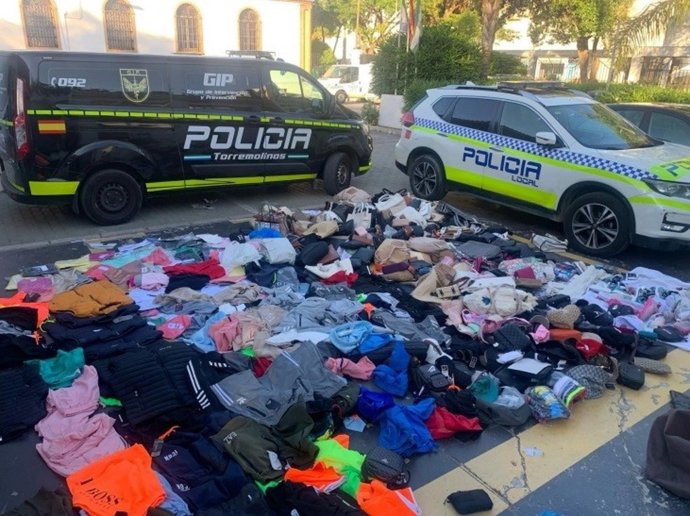 N lo que va de año, la Policía Local ha realizado un total de 60 intervenciones entre actas de infracción y hallazgos en la vía pública y cuyo resultado ha sido la intervención de un total de 14.280 productos con un peso aproximado de cuatro toneladas