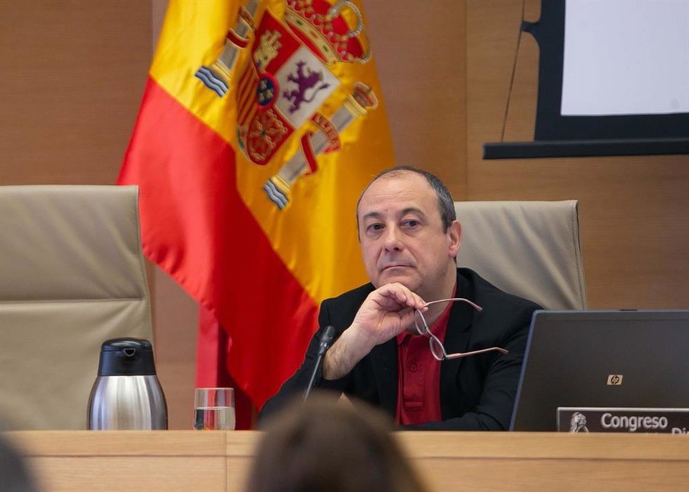 Archivo - El responsable de Seguridad Social de CC.OO, Carlos Bravo, en el Congreso, en una imagen de archivo